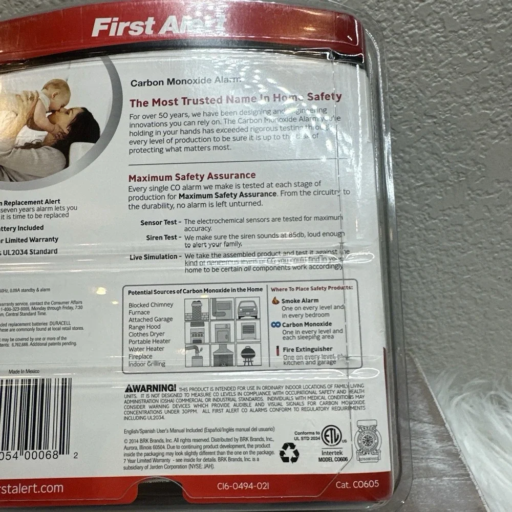 $15 🌙 First Alert CO605 Carbon Monoxide Plug-In Alarm with Battery ( NICE )